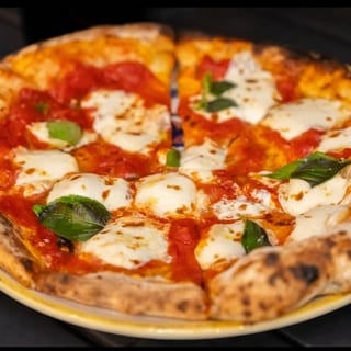 Napoli Margherita Pizza